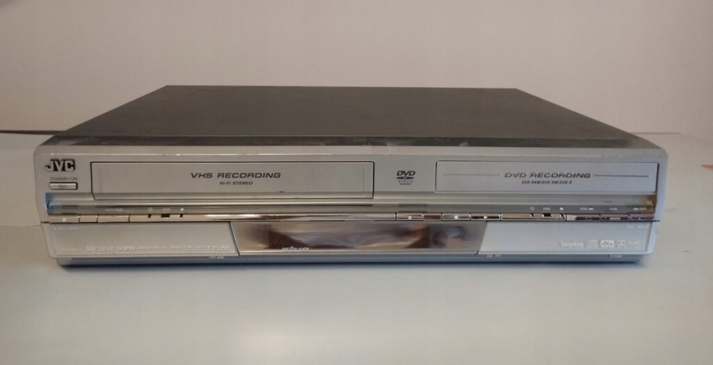 Magnétoscope combiné VHS/DVD JVC DR-MV1 : test & avis - Numériser Cassette